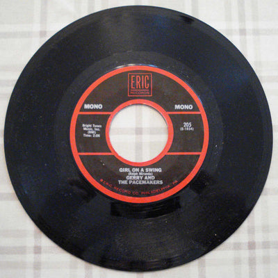 Gerry And The Pacemakers - Don't Let The Sun Catch You Crying-Girl On A Swing (1964) Vinyl Single 45rpm 205 (E-1933-S)