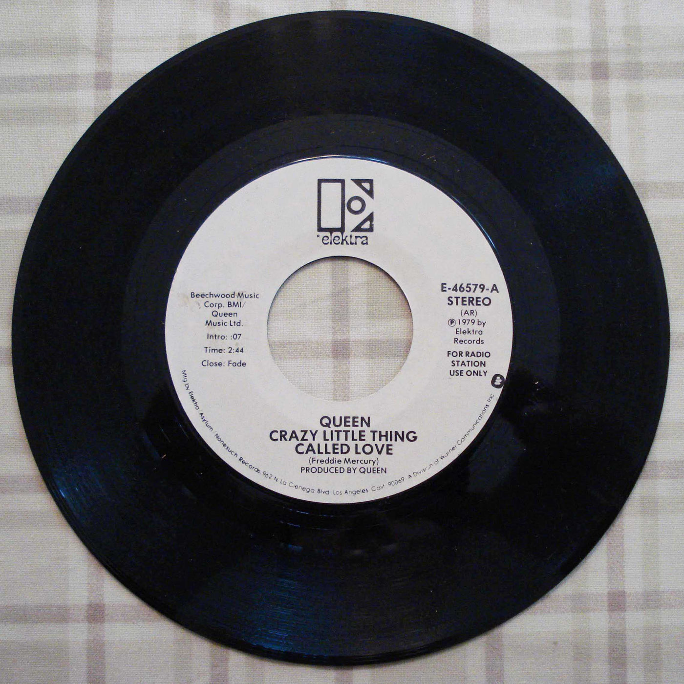 Queen - Crazy Little Thing Called Love Mono-Stereo (1979) Vinyl Single 45rpm E-46579-A